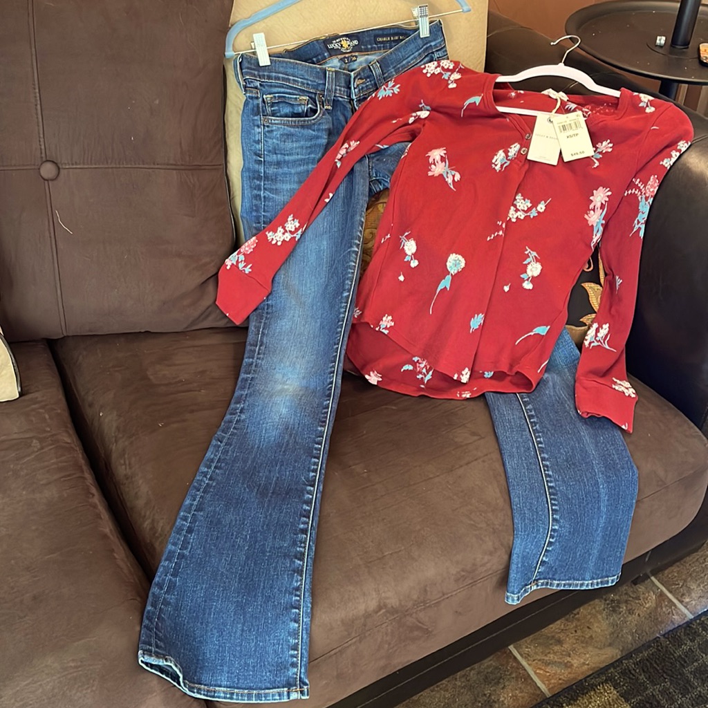Bundle Of 2Lucky Brand Jeans  Lucky Brand Top